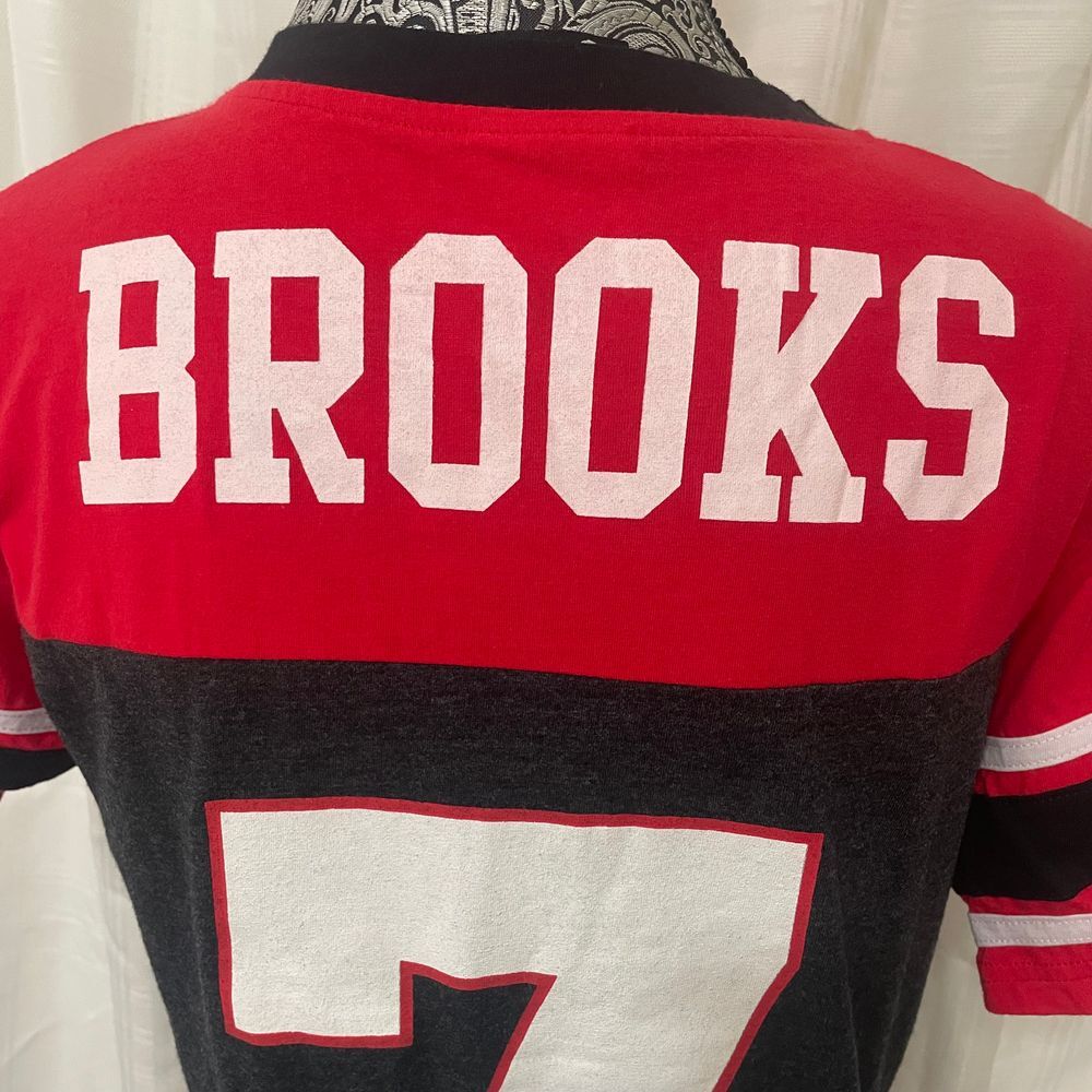 Garth Brooks Country Music Womens gray red Tour Jersey Shirt Short Sleeve Large - Picture 7 of 14